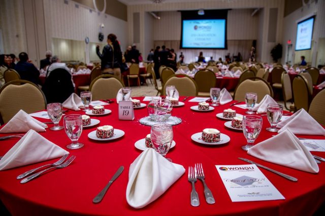Photo of banquet table